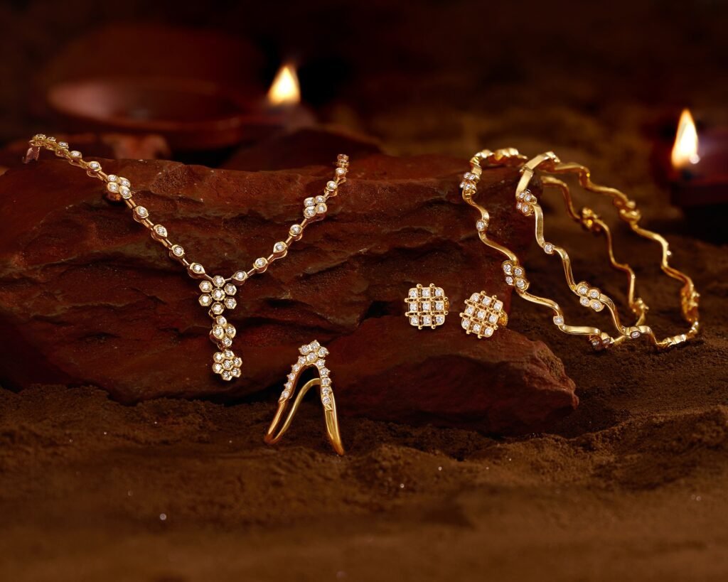 What is Aadi Perukku Festival & Its Cultural Significance of Buying Gold